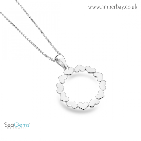 Sea Gems Sterling Silver Heart Circle Pendant P1111