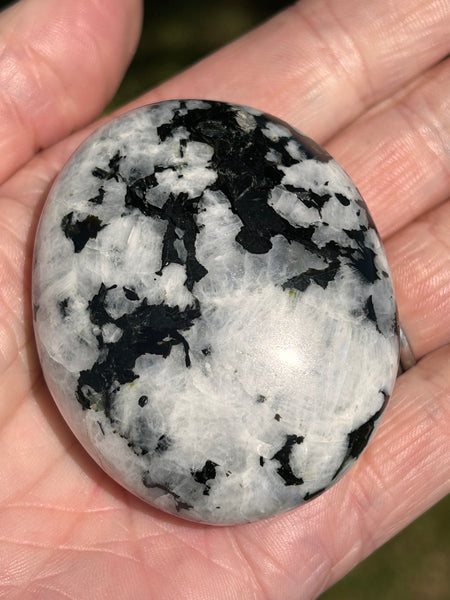 Moonstone palm Stone