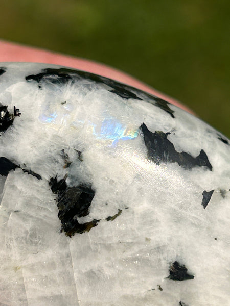 Moonstone palm Stone