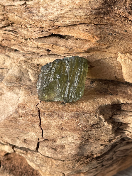 Genuine 1.40 g Chlum Moldavite