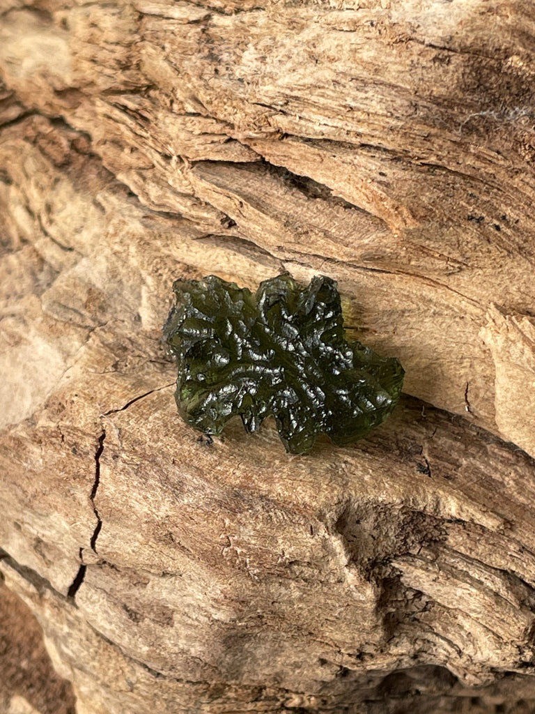 Genuine 1.25 g Rare Paryz Moldavite from Czech Republic