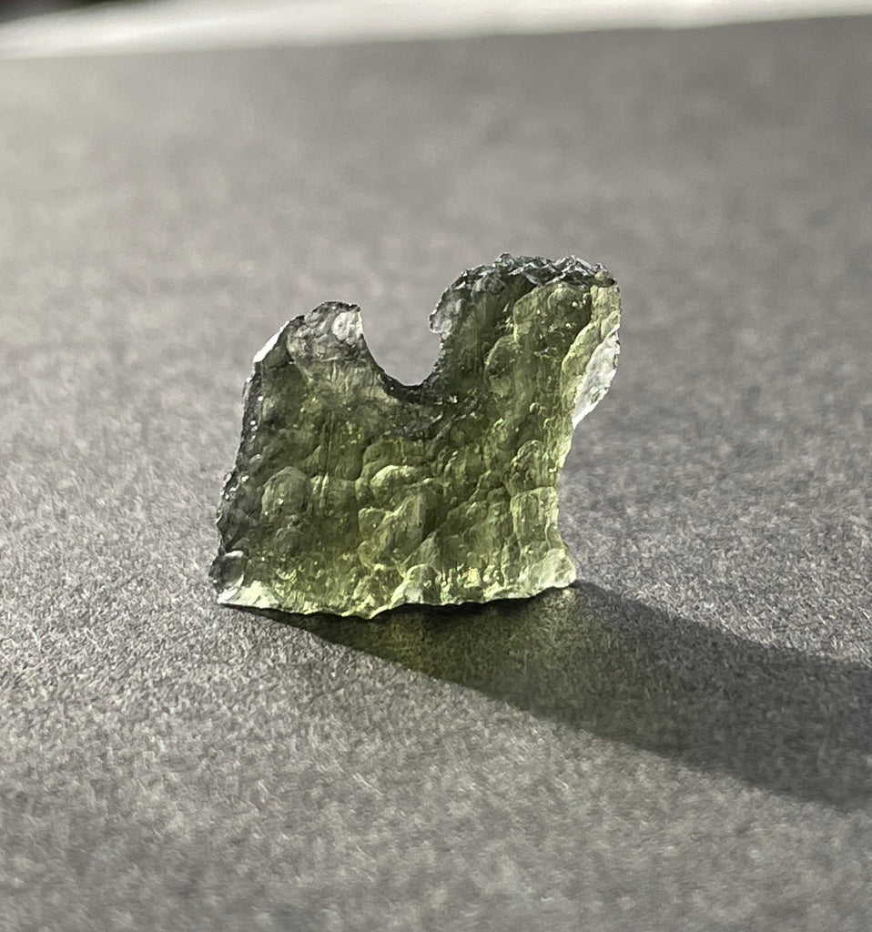 Genuine 1.27 g Chlum Moldavite